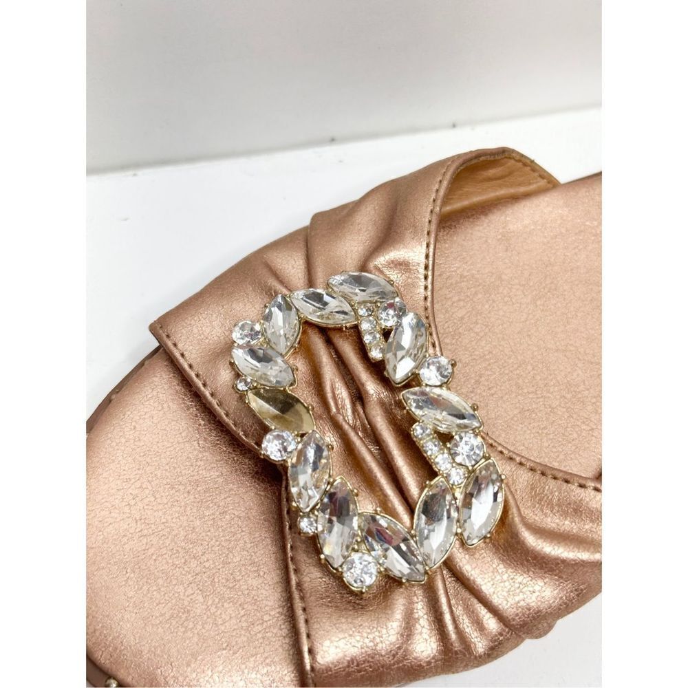Adrianne Vittadini Sandals Womens Size 6.5 Rose Gold Leather Embellished - Picture 6 of 9